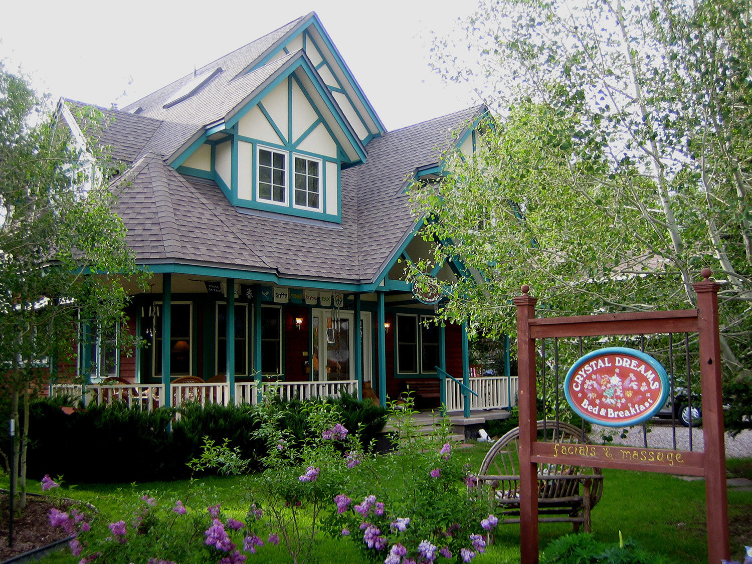 Crystal Dreams Bed &amp; Breakfast